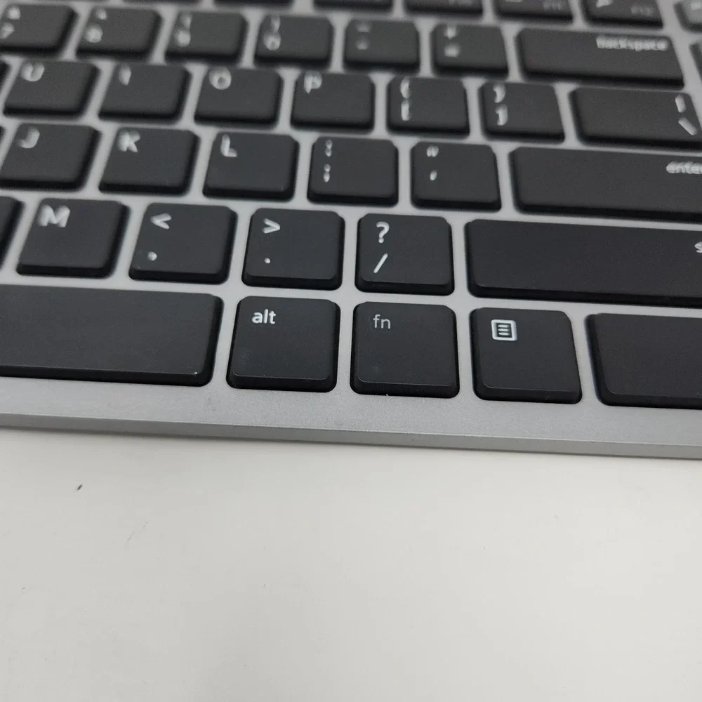 Dell KB7221WT Wireless Bluetooth Wireless Keyboard Mouse Gray Combo No Dongle